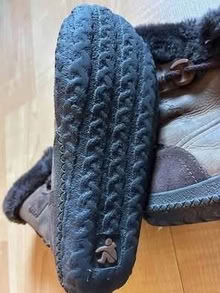 Photo of free Suede ankle winter boots size 5 (L5L 5P5) #3