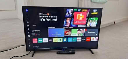 Photo of free 32" smart tv (South Moor DH9) #1