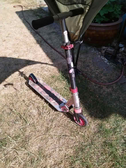 Photo of free 2 wheel child skooter (North Abingdon OX14) #1