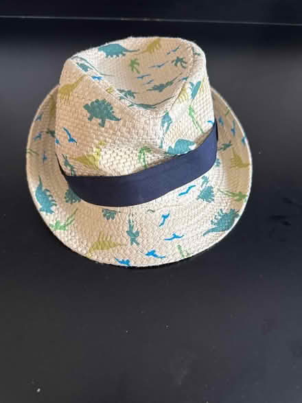 Photo of free Kids Sunhat (Wokingham, RG40) #1
