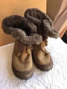 Photo of free Suede ankle winter boots size 5 (L5L 5P5) #1