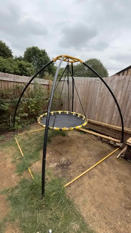 Photo of free UFO Swing (Barton Seagrave NN15) #1
