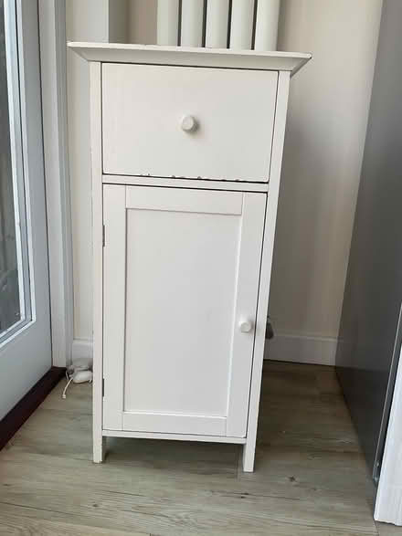 Photo of free White cabinet (St. Albans AL1) #1