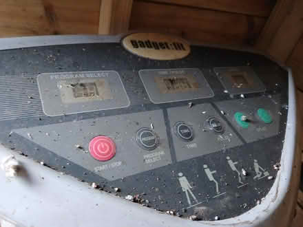 Photo of free Vibration plate machine (Southwater Rh139Af) #3