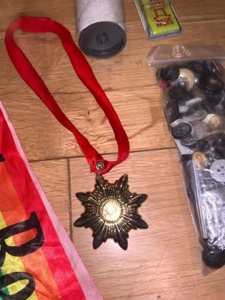 Photo of free Random bits + loads of buttons (Blackheath SE3 7DH) #4