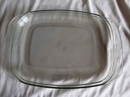 Photo of free 2 Glass Pyrex serving plates (Shirley, Croydon CR0) #2
