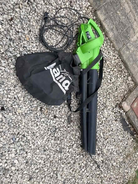 Photo of free Garden Blower/vacuum (Norwich Nr4) #1
