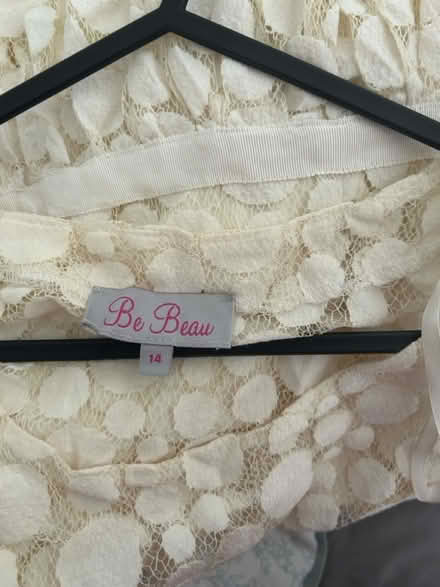 Photo of free Dress (Da2 6gy) #2