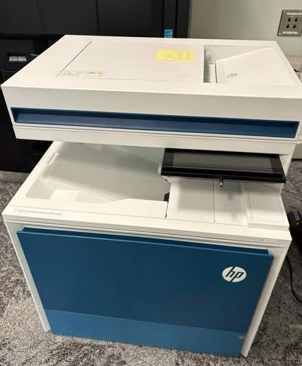 Photo of free HP laser printer (Woodley Park) #3