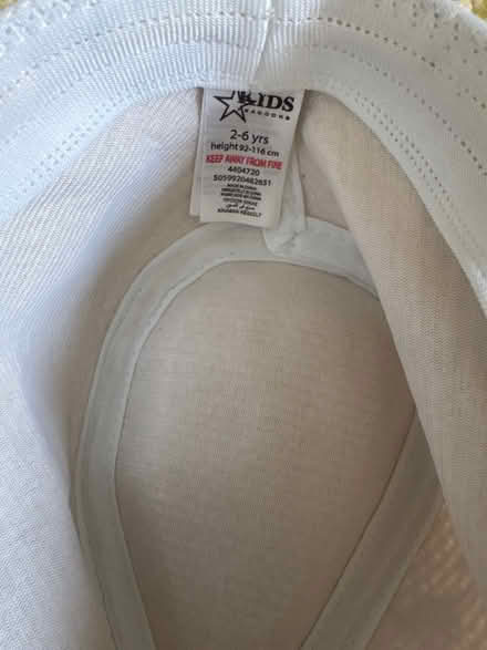 Photo of free Kids Sunhat (Wokingham, RG40) #2