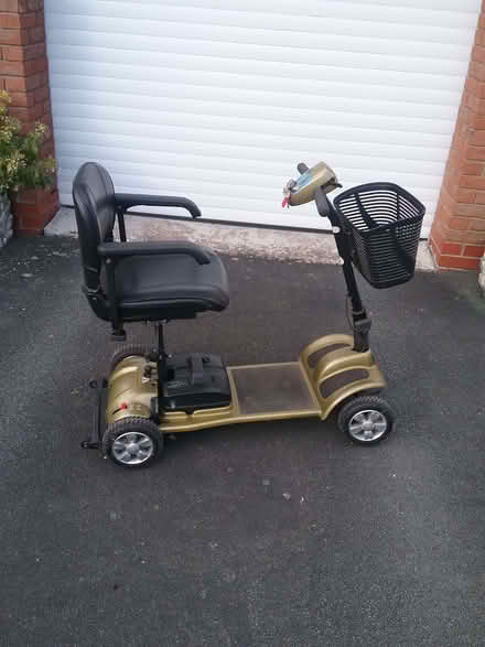Photo of free Light use mobility scooter (Four Crosses SY22) #3