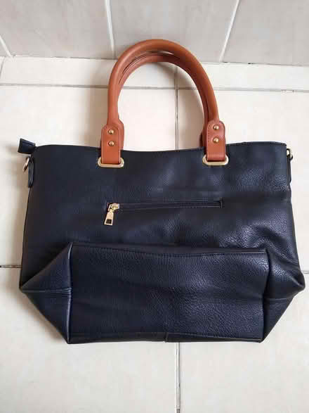 Photo of free Tote bag / Shoulder bag (South Wimbledon SW19) #1