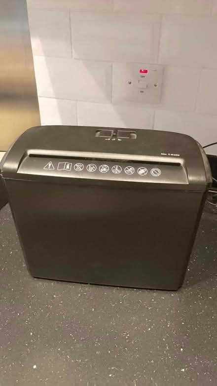 Photo of free Paper shredder (mitchams corner CB4) #1
