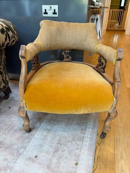 Photo of free Antique chair (Clapham Junction SW11) #1