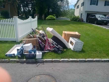 Photo of free Updated Curb Alert- baby stuff++ (Peekskill, NY) #1