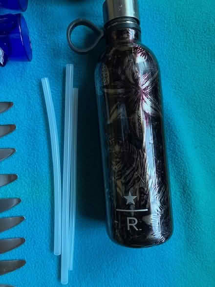 Photo of free bowls/dishes, shot glasses, other (Las Palmas Pk, Snvle) #3