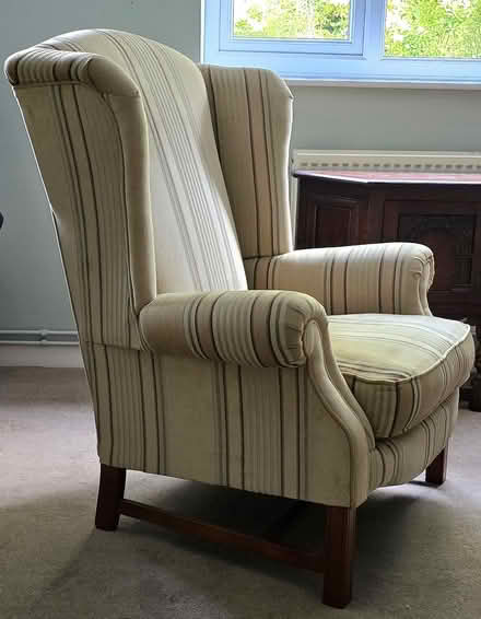 Photo of free Traditional Wing Back Armchair (Llandderfel LL23) #3