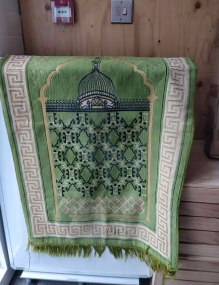 Photo of free Prayer mat (Church Street NW8 8ET) #1