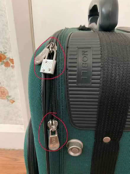 Photo of free Small Suitcase (JAMMED ZIPS) - Leagrave LU4 (Lewsey Farm LU4) #4