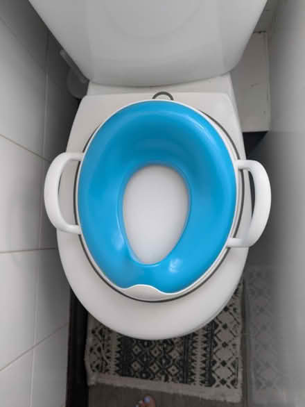 Photo of free Two kids toilet seats (Oxford OX1) #2