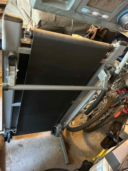 Photo of free EXERPEUTIC Manual Treadmill (Yonge and Henderson - Aurora) #2
