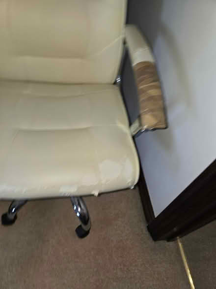 Photo of free Office chair (Weybourne GU9 9e) #4