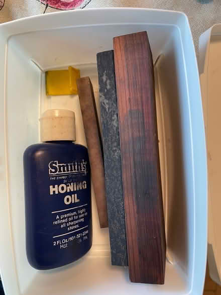 Photo of free Knife sharpening materials (DC side of Warrenton) #1