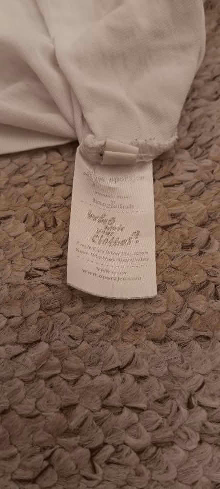 Photo of free Plain white tee (Fenny Stratford MK2) #4