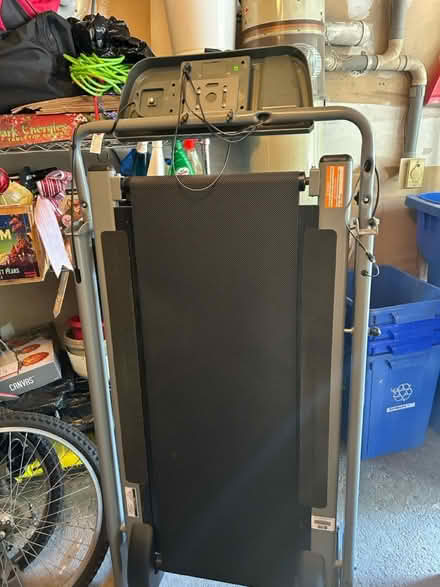 Photo of free EXERPEUTIC Manual Treadmill (Yonge and Henderson - Aurora) #1