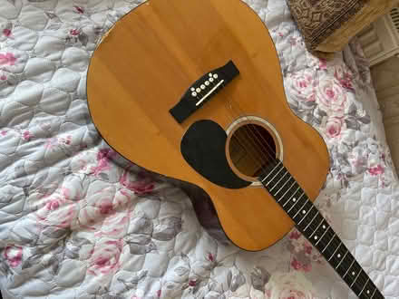 Photo of free Guitar (Worton TW3) #4