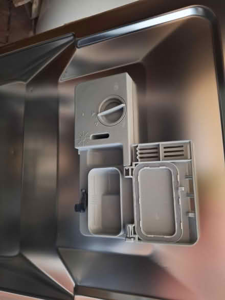 Photo of free Hotpoint slim dishwasher (Maidstone town center) #3