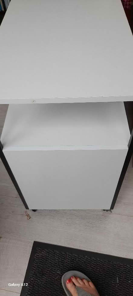 Photo of free Desk small new (Welling DA16) #3