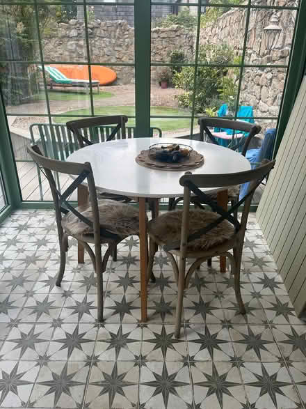 Photo of free Round Table (Monkstown) #1
