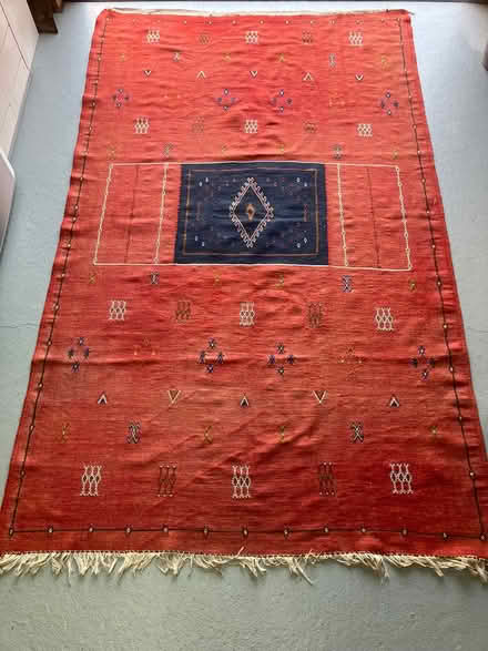 Photo of free Genuine Moroccan rug (Ludlow SY8) #1