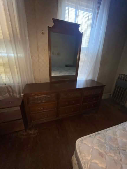 Photo of free Dresser with mirror (Jersey City, The heights) #1