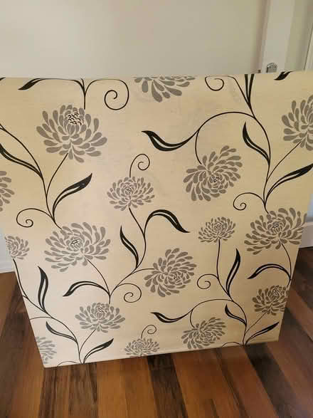 Photo of free Bathroom blinds. Lampshades (Hitchin SG5) #2