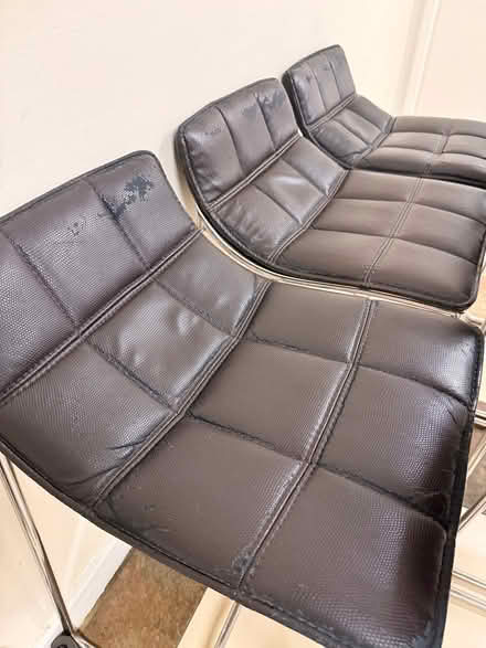 Photo of free Kitchen Bar Stools (Birdsfoot Lane LU3) #3