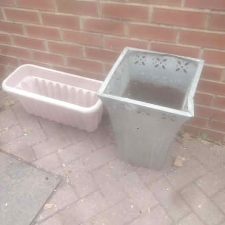 Photo of free Plant pots/planters (Leytonstone E11) #1