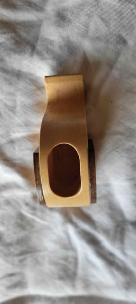 Photo of free Phone and pen holder (Marsh LA1) #2