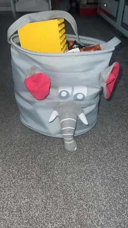 Photo of free Lego bits and storage bag (Waltham cross EN8) #1