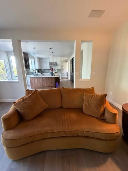Photo of free couch in Woodinville (Woodinville) #1