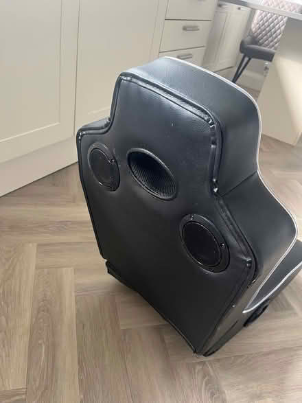 Photo of free Gaming chair (Reigate RH2) #3