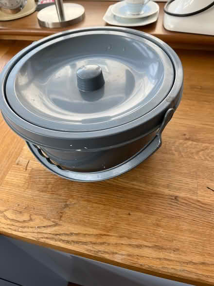 Photo of free Medium bucket and lid (Barnwood GL4) #2