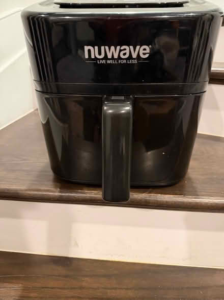 Photo of free Unwave Air Fryer (NE DC near COSTCO) #1