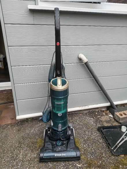 Photo of free Hoover breeze evo (Wilmslow SK9) #1