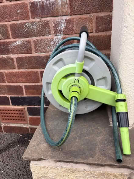 Photo of free Hose (Manor castle, S2) #1