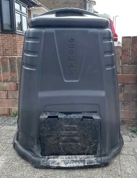 Photo of free Compost Bin (22 Gilbert Road Ramsgate CT11) #1