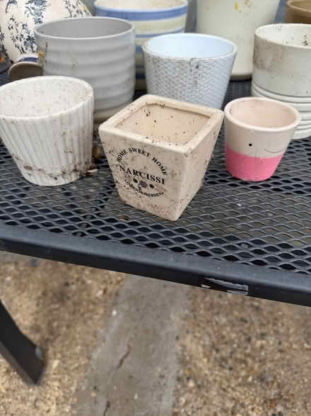 Photo of free Assorted china flower pots (Shirley, Croydon CR0) #4