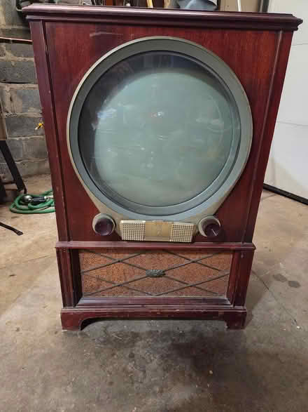 Photo of free Old tv (Croydon pa) #1