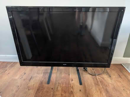 Photo of free 39" bush tv (Llandrindod LD1) #1